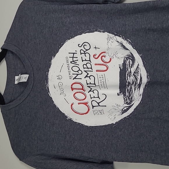 The Ark Encounter Noah graphic tshirt - Picture 2 of 4